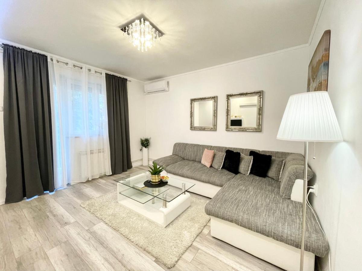 Apartment "Mimoza 1" Self Check-In, Self Check-Out Otočac Εξωτερικό φωτογραφία